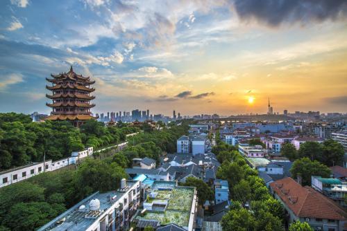 荆楚足迹，湖北的历史印记与时代华章