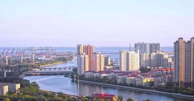 秦皇岛，历史与现代交相辉映的沿海明珠